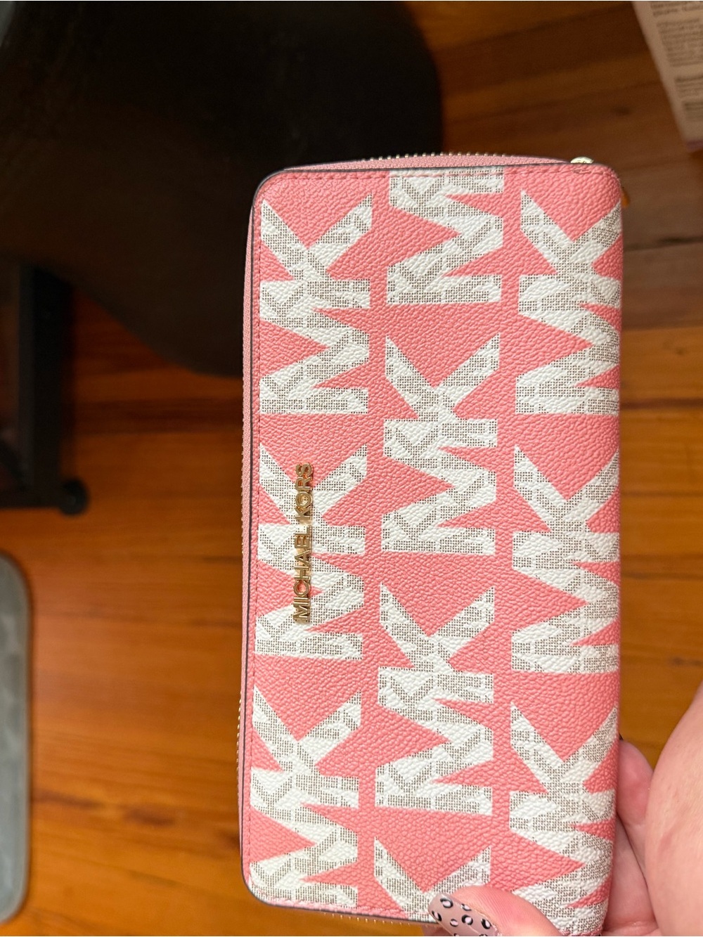MICHAEL KORS Pink and White Logo Zip Wallet